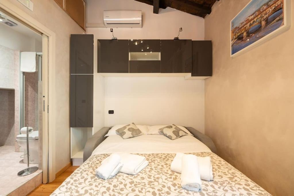 Keys Of Italy - Guantomono 15 - Monolocale Conveniente E Centralissimo ฟลอเรนซ์ ภายนอก รูปภาพ