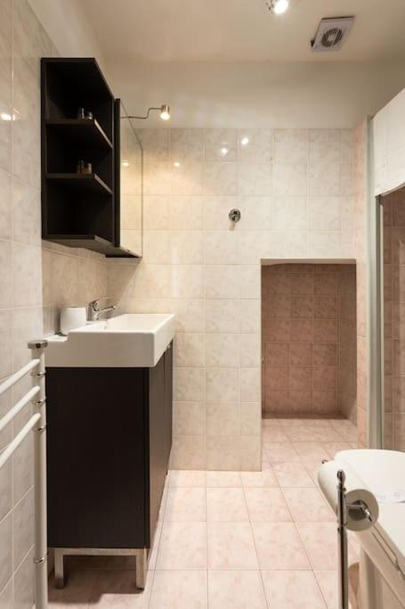 Keys Of Italy - Guantomono 15 - Monolocale Conveniente E Centralissimo ฟลอเรนซ์ ภายนอก รูปภาพ